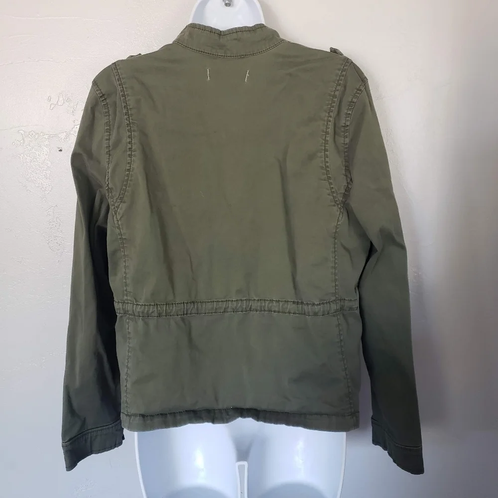 Nine West Vintage America Collection Large Olive Green Jacket Gem Pockets